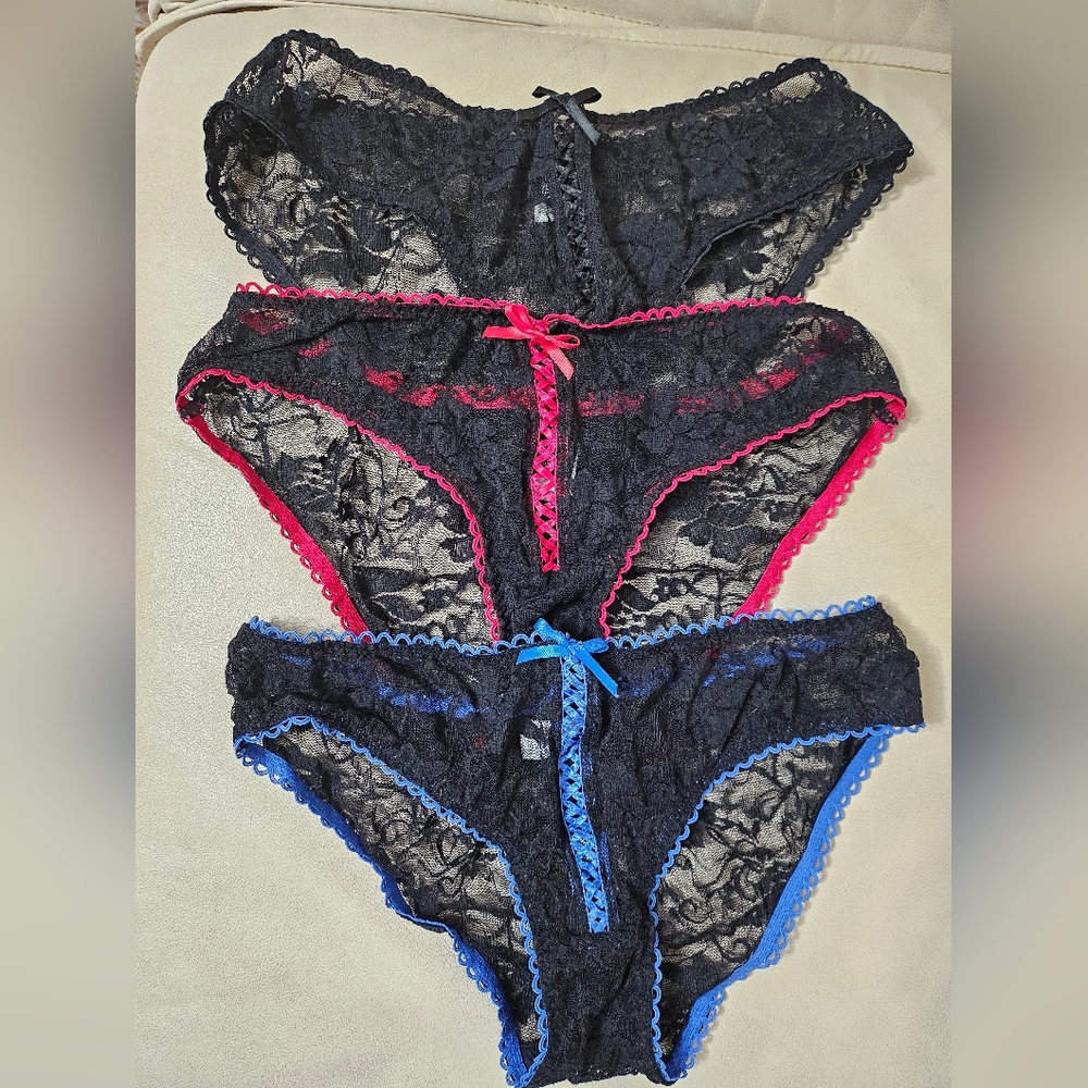 Vintage Fredericks of Hollywood lace up panties  small medium 3 pairs